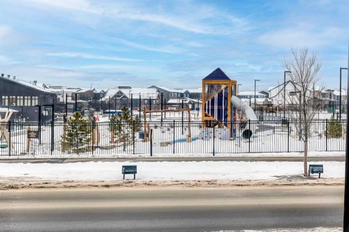 184 Rowmont Boulevard Nw, Calgary, AB - Outdoor