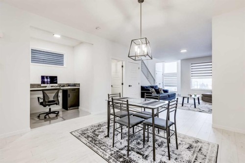 184 Rowmont Boulevard Nw, Calgary, AB - Indoor