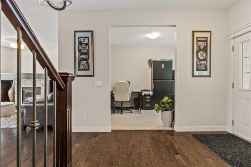 6 Crestridge Mews Sw, Calgary, AB - Indoor Photo Showing Other Room
