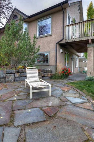 73 Cresthaven View Sw, Calgary, AB - Outdoor