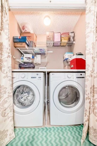 127 Covepark Green Ne, Calgary, AB - Indoor Photo Showing Laundry Room