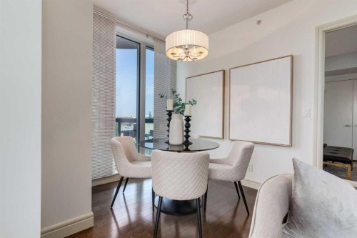 500-817 15 Avenue Sw, Calgary, AB - Indoor Photo Showing Dining Room