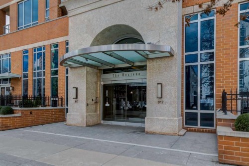 500-817 15 Avenue Sw, Calgary, AB - Outdoor With Facade