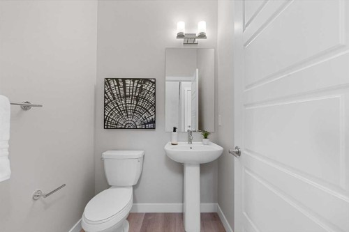 19 Clearwater Lane, Chestermere, AB - Indoor Photo Showing Bathroom