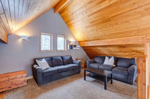51 Manyhorses Drive, Rural Rocky View County, AB - Indoor Photo Showing Living Room