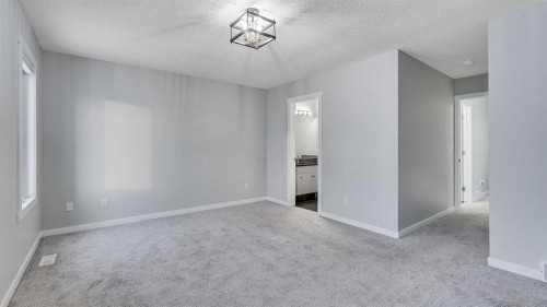 3667 Sierra Morena Road Sw, Calgary, AB - Indoor Photo Showing Other Room