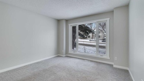 3667 Sierra Morena Road Sw, Calgary, AB - Indoor Photo Showing Other Room
