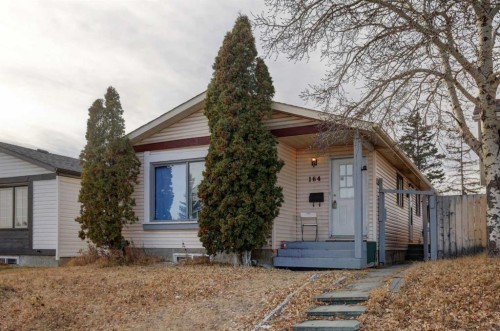 164 Faldale Close Ne, Calgary, AB - Outdoor