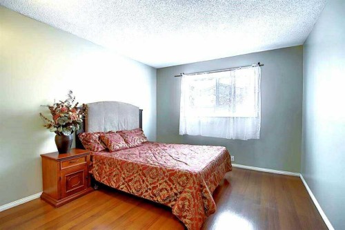 164 Faldale Close Ne, Calgary, AB - Indoor Photo Showing Bedroom