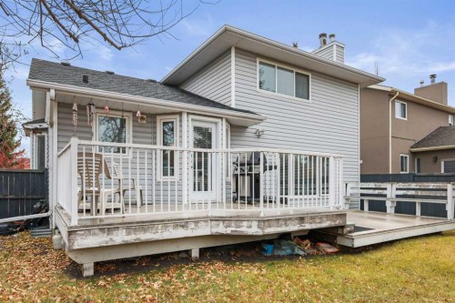 1208 Sunvista Way Se, Calgary, AB - Outdoor With Deck Patio Veranda