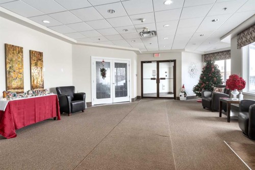 316-43 Sunrise Loop Se, High River, AB - Indoor Photo Showing Other Room