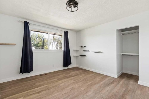 856 Rundlecairn Way Ne, Calgary, AB - Indoor Photo Showing Other Room
