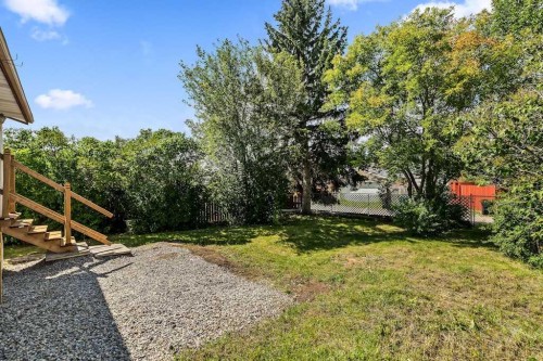 856 Rundlecairn Way Ne, Calgary, AB - Outdoor