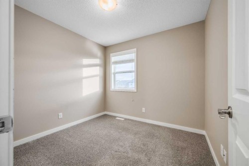 69 Skyview Point Common Ne, Calgary, AB - Indoor Photo Showing Other Room