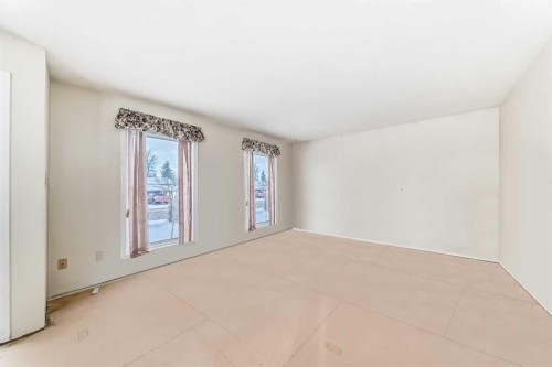 220 Haskayne Avenue, Gleichen, AB - Indoor Photo Showing Other Room