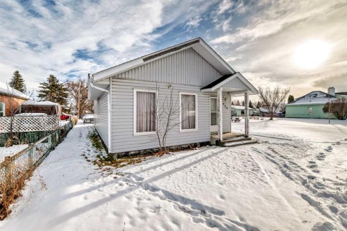 220 Haskayne Avenue, Gleichen, AB - Outdoor