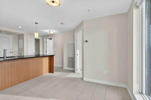809-303 13 Avenue Sw, Calgary, AB - Indoor Photo Showing Other Room