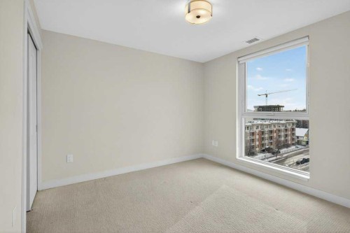 809-303 13 Avenue Sw, Calgary, AB - Indoor Photo Showing Other Room