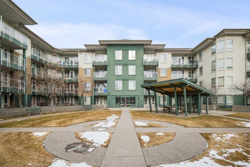 432-3111 34 Avenue Nw, Calgary, AB - Outdoor With Balcony