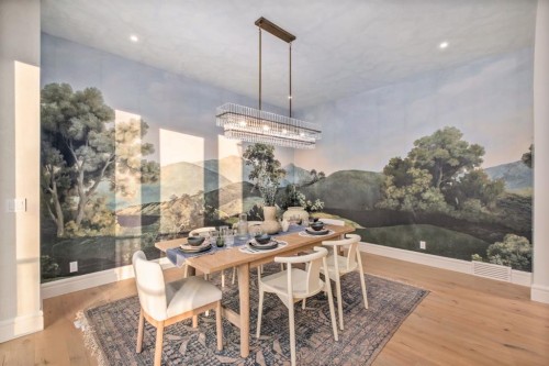 2945 Toronto Crescent Nw, Calgary, AB - Indoor Photo Showing Dining Room
