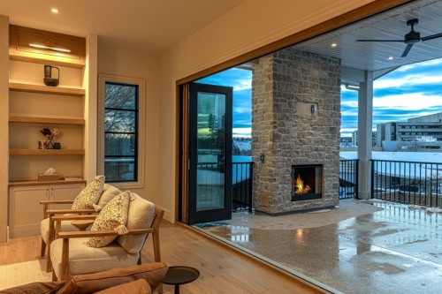 2945 Toronto Crescent Nw, Calgary, AB - Indoor With Fireplace