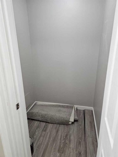 105-5812 61 Street, Red Deer, AB - Indoor