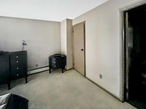 703-215 14 Avenue Sw, Calgary, AB - Indoor