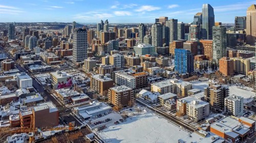 703-215 14 Avenue Sw, Calgary, AB - Outdoor With View