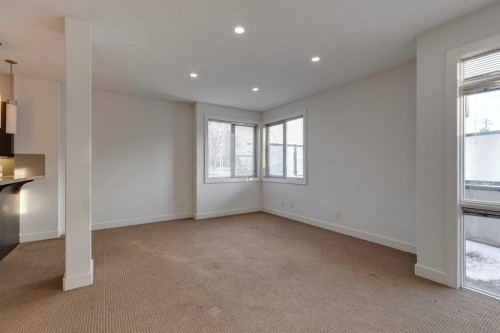 101-320 12 Avenue Ne, Calgary, AB - Indoor Photo Showing Other Room