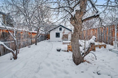 835 18 Avenue Nw, Calgary, AB - Outdoor