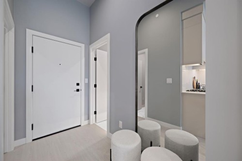 103-8375 Broadcast Avenue Sw, Calgary, AB - Indoor Photo Showing Other Room