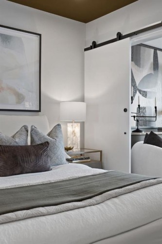 103-8375 Broadcast Avenue Sw, Calgary, AB - Indoor Photo Showing Bedroom