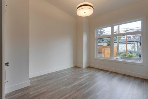 2036 30 Avenue Sw, Calgary, AB - Indoor Photo Showing Other Room