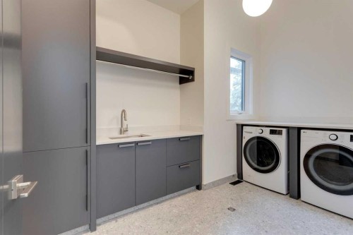 2036 30 Avenue Sw, Calgary, AB - Indoor Photo Showing Laundry Room