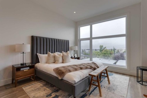 2036 30 Avenue Sw, Calgary, AB - Indoor Photo Showing Bedroom