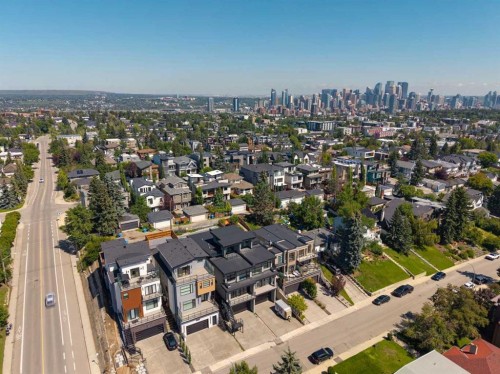 2036 30 Avenue Sw, Calgary, AB - Outdoor With View