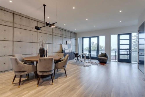 2036 30 Avenue Sw, Calgary, AB - Indoor