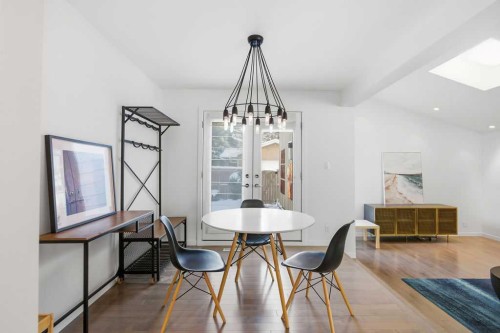 3449 Lane Crescent Sw, Calgary, AB - Indoor Photo Showing Dining Room