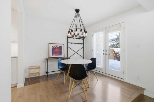 3449 Lane Crescent Sw, Calgary, AB - Indoor Photo Showing Dining Room