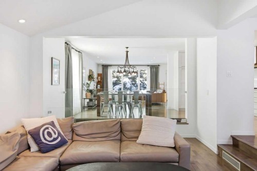 3449 Lane Crescent Sw, Calgary, AB - Indoor Photo Showing Living Room