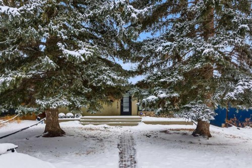 3449 Lane Crescent Sw, Calgary, AB - Outdoor