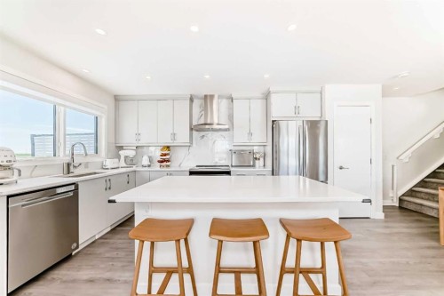 38 Lavender Road Se, Calgary, AB - Indoor Photo Showing Kitchen With Upgraded Kitchen