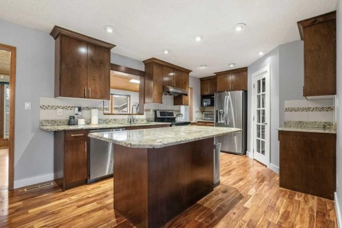 4704 Marbury Place Ne, Calgary, AB - Indoor Photo Showing Kitchen With Stainless Steel Kitchen With Upgraded Kitchen