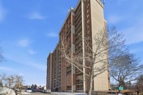 707-4944 Dalton Drive Nw, Calgary, AB - Outdoor