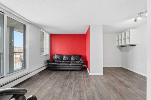 707-4944 Dalton Drive Nw, Calgary, AB - Indoor