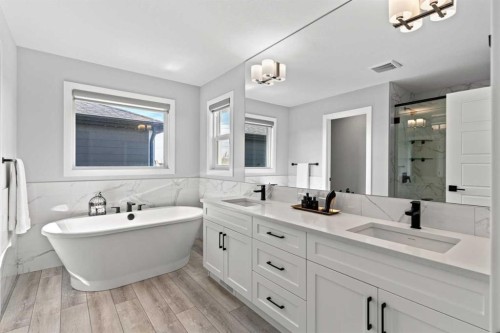 49 Legacy Glen Circle Se, Calgary, AB - Indoor Photo Showing Bathroom