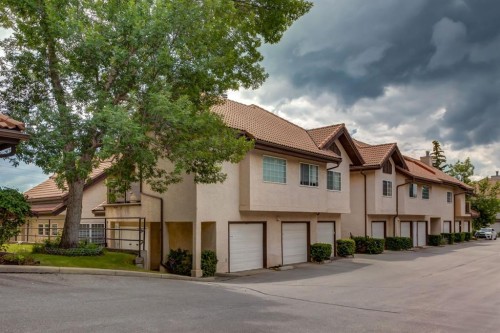 809-1997 Sirocco Drive Sw, Calgary, AB - Outdoor With Facade