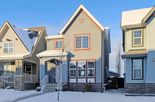 300 Marquis Heights Se, Calgary, AB - Outdoor With Facade