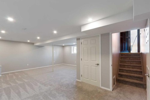 125 Big Springs Drive, Airdrie, AB - Indoor