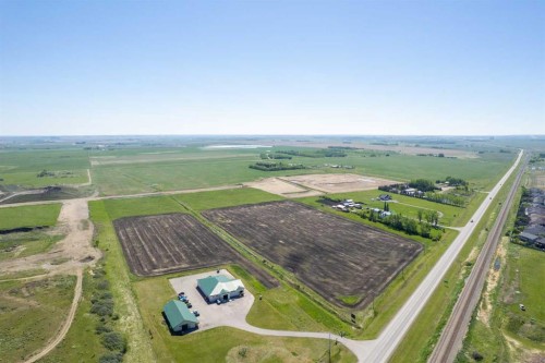 1001A Highway 2A, Carstairs, AB 